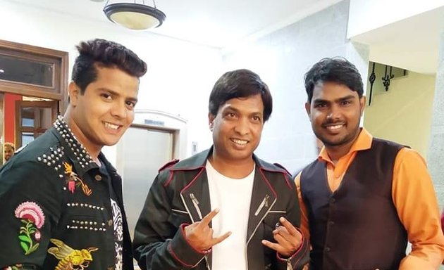 Photo of Star event birthday party event organiser Mumbai Malad MAGICIAN IQBAL near by