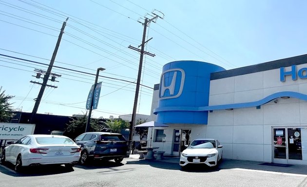 Photo of Honda Hollywood Collision Repair Center