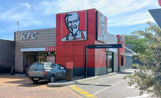 Photo of KFC Killarney Shell
