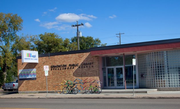 Photo of Edmonton Public Library - Sprucewood