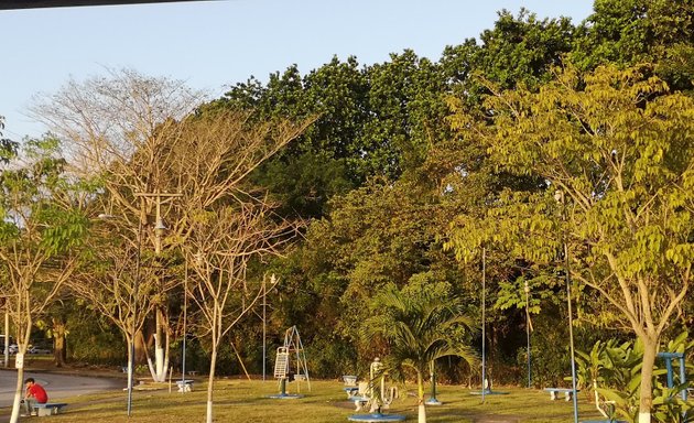 Foto de Parque Jesús Benavides, Ave. Urraca 1