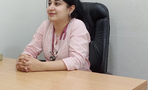 Photo of Dr Deepti Chawla : Child & Neonatal Care | Child & New Born Specialist | Child Vaccination | Child Immunization | Child Clinic | Child Hospital | Pediatrician in Malad