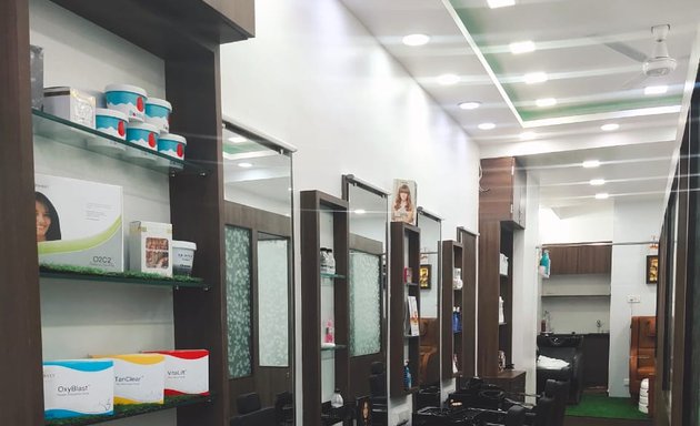 Photo of Viviana Salon - Goregaon East