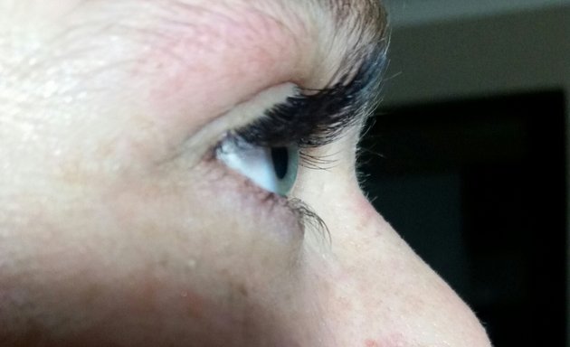 Photo of lashesplus-Xtreme eyelash extensions