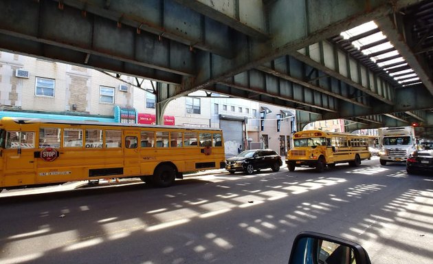 Photo of Boro Park Signs