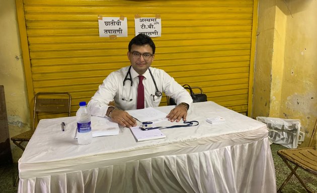 Photo of Dr. Avya Bansal, MBBS, MD, DNB - Chest Physician