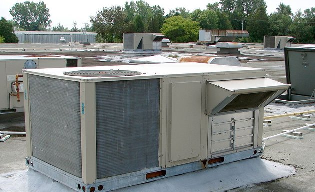 Photo of American HVACR LLC : HVAC I Heating I Air Conditioning I Commercial I Rooftop HVAC Unit I Ductless Mini Split I PTAC Units I Heat Pump I Boiler I Furnace I Central Air Conditioning Repair Installation in NYC & NJ.