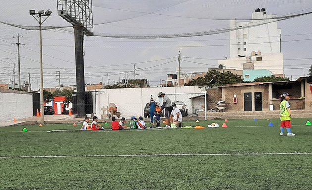 Foto de Cancha Deportiva Peloteros