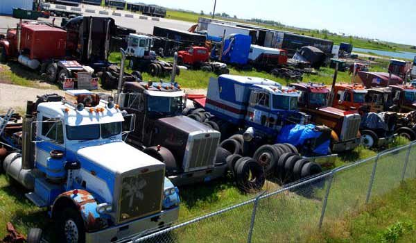 Photo of Truck Auto Wreckers