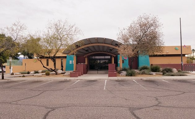 Photo of Woods Memorial Library