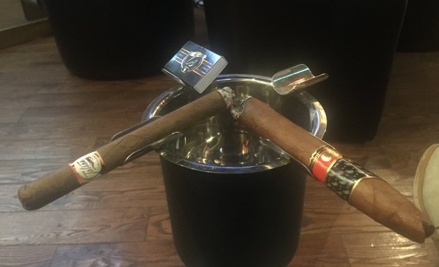 Photo of Papa Juan Cigar Room Bronx