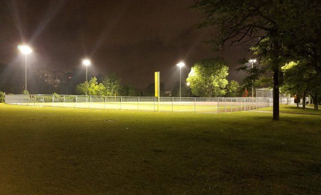 Photo of Parc Jarry baseball fields
