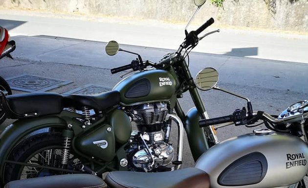 Photo de Location de motos à Bordeaux