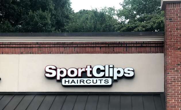 Photo of Sport Clips Haircuts of Atlanta - Howell Mill