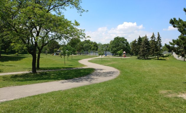 Photo of Dixon Park