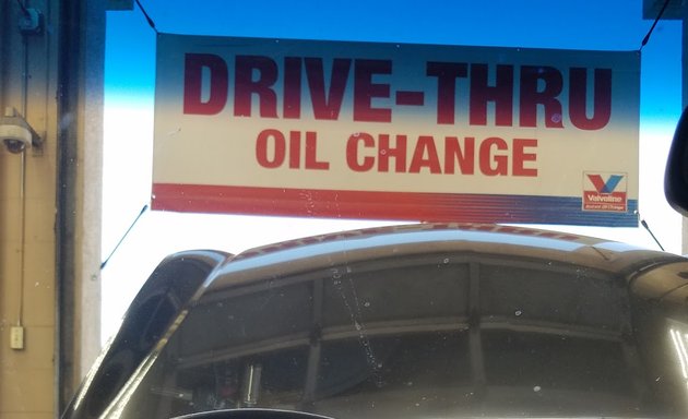 Photo of Valvoline Instant Oil Change