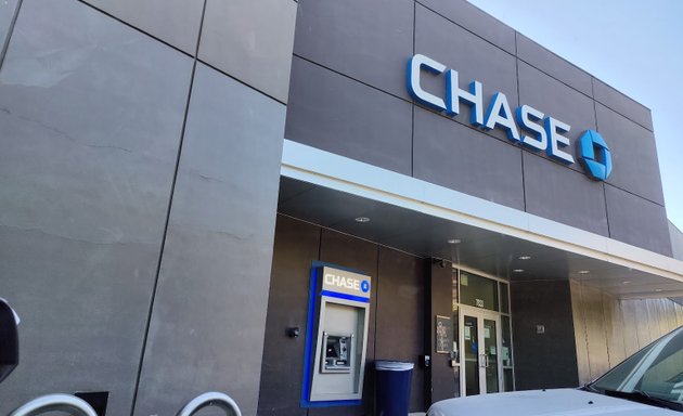 Photo of Chase Bank