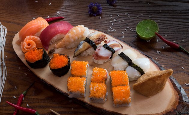 Foto von Viet Food - Asian Cuisine & Sushi