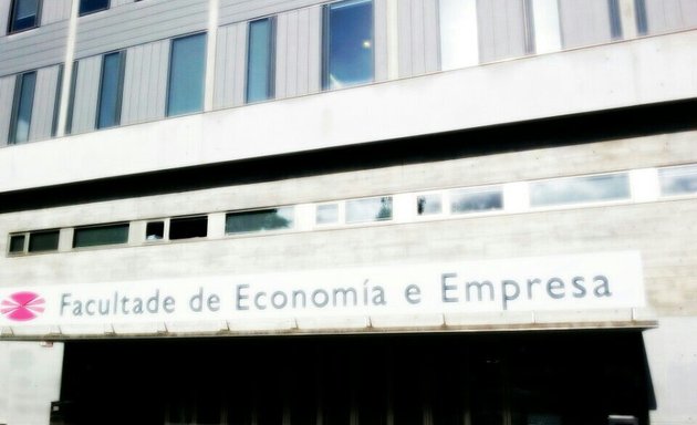 Foto de Facultad de Economía y Empresa - UDC
