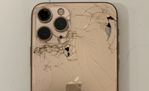 Photo of Alex's Cellphone Repairs