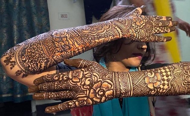 Photo of S S Mehendi Designer