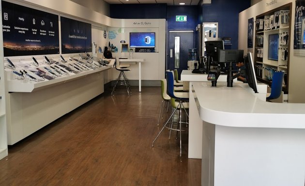 Photo of O2 Shop London - Kensington High St