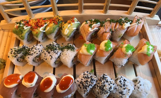 Photo of Sushi Life