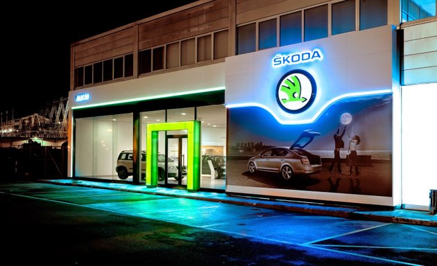 Foto de Concesionario oficial ŠKODA ALECAR Oviedo