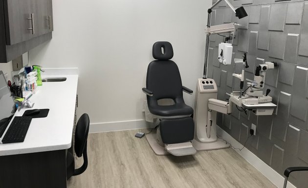 Photo of Dreamworks Eyecare & Vision - Optometrist Fort Worth