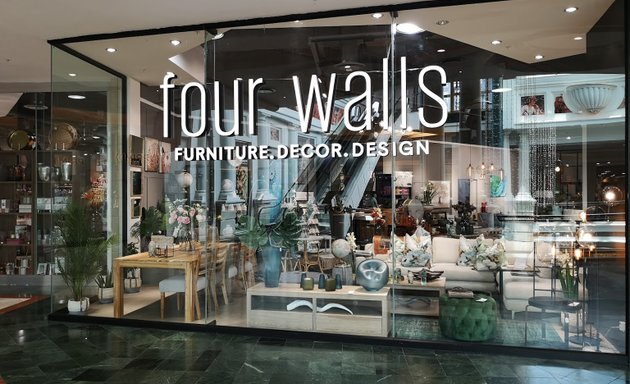 Photo of Four Walls - Canal Walk