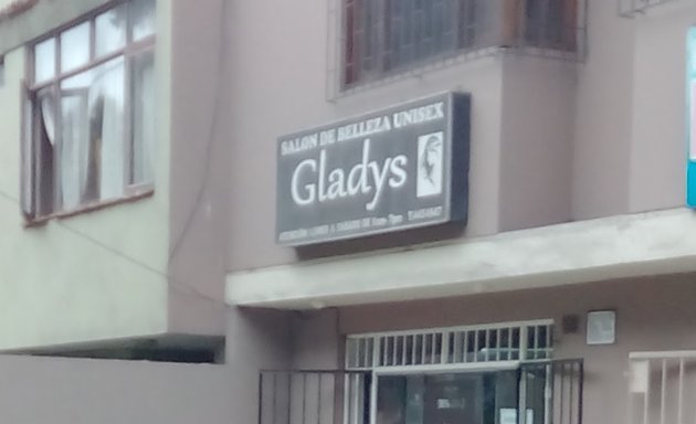 Foto de Salon de Belleza Unisex Gladys