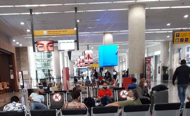 Foto de Aeropuerto Internacional José Joaquín de Olmedo
