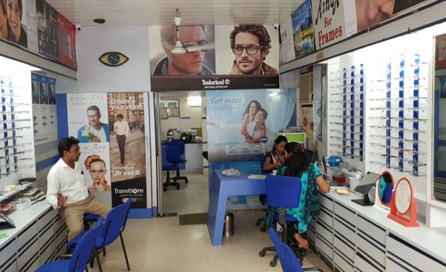 Photo of Ainak Optics and Contact Lens Clinic