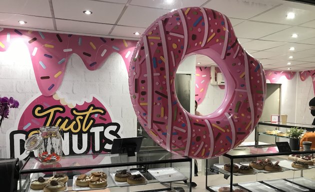 Photo de Just Donuts
