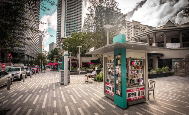 Photo of 305 Wireless (Brickell)