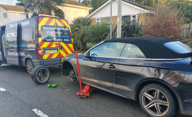 Photo of Simons Mobile Tyres and Tyre Fitting 24 hour