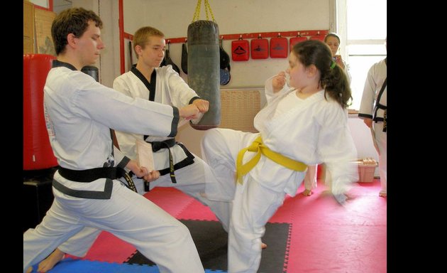 Photo of Minger & Lee Taekwondo