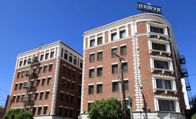 Photo of Arwyn Manor Apts