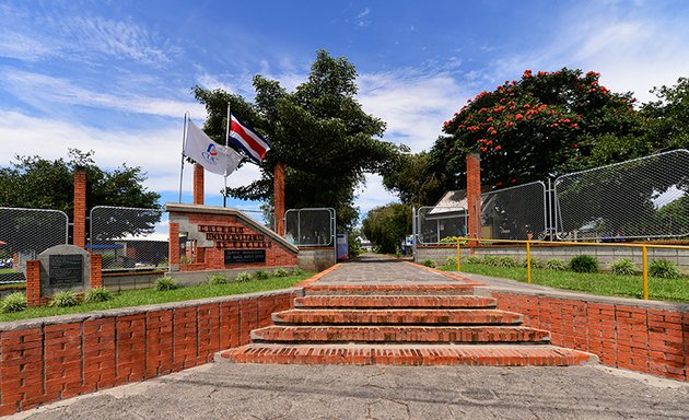 Foto de Colegio Universitario de Cartago