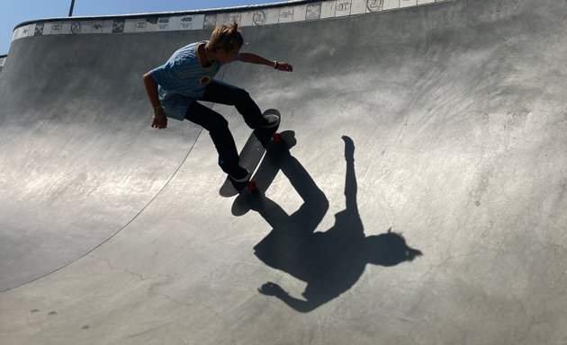 Photo of Dogtown Skateboard Lessons | Venice Beach | Santa Monica | Los Angeles