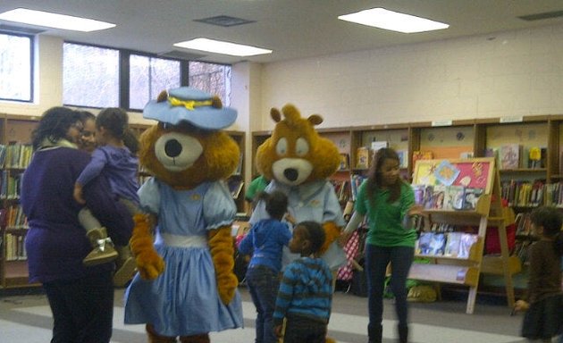 Photo of Queens Public Library at Far Rockaway