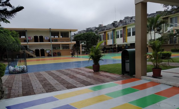 Foto de Unidad Educativa de La Asunción