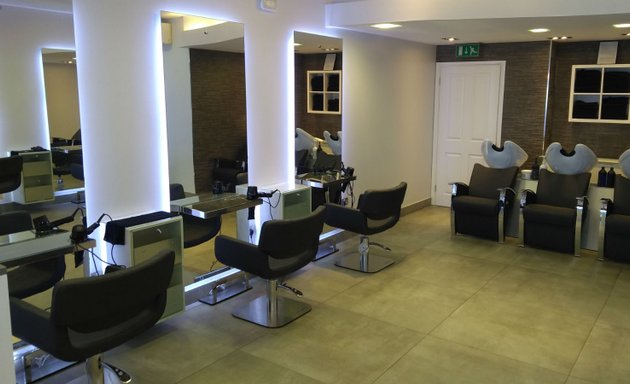Photo of Victoria Lodge hairdressing