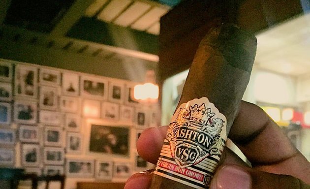 Foto de House Blend Cigar Lounge & Bar