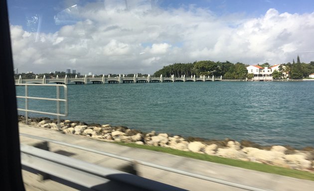 Photo of Venetian Causeway Bridge