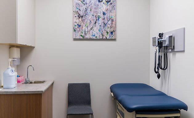 Photo of Edmonds Health Centre