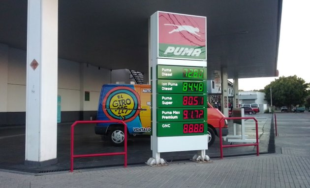 Foto de Estacion de Servicios Puma - Junin y Formosa