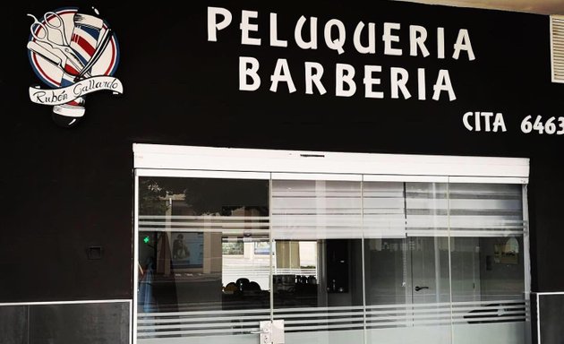 Foto de Peluquería Barbería Rubén Gallardo