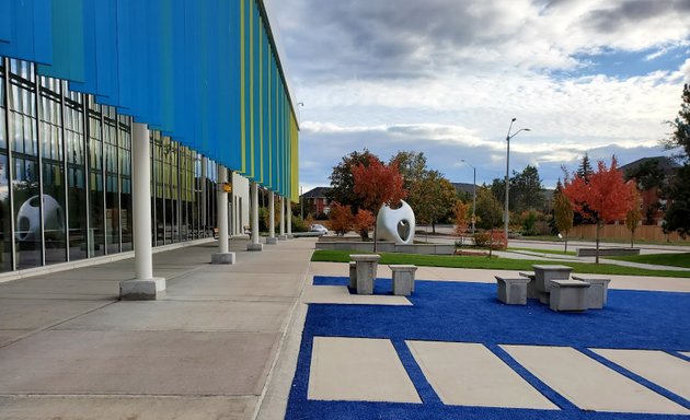 Photo of Meadowvale Library