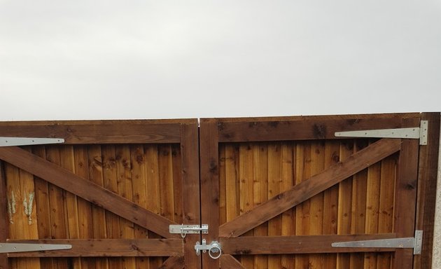 Photo of T & A Fencing